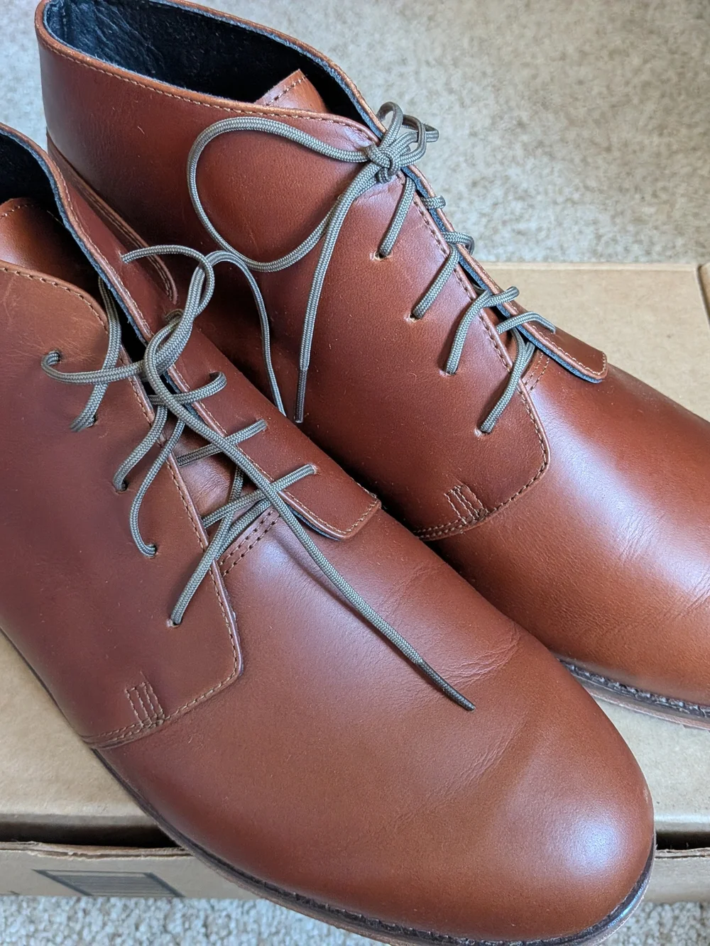 Nisolo Brandy Leather Chukka Boots